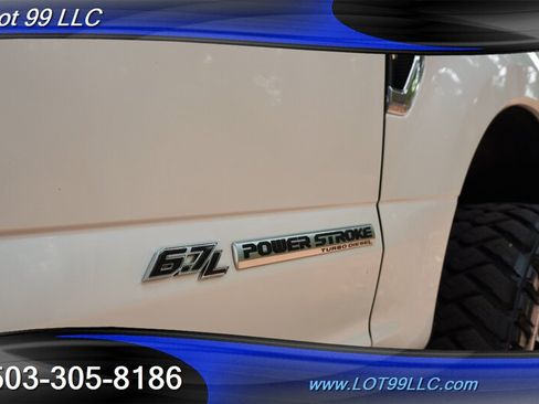 Used 2017 Ford F350 Platinum w/ Platinum Ultimate Package AWD/4WD image 36