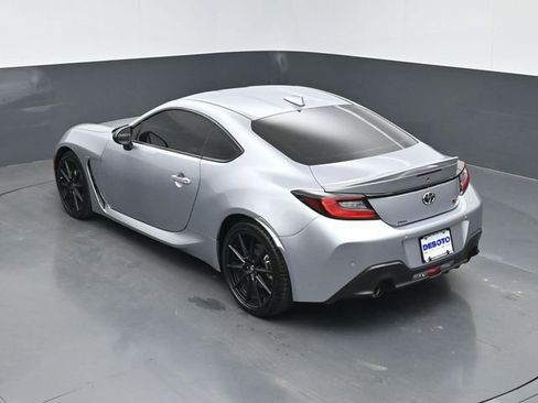 Used 2022 Toyota GR86 Premium RWD image 37