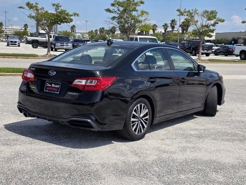 Used 2019 Subaru Legacy 2.5i Premium AWD/4WD image 5