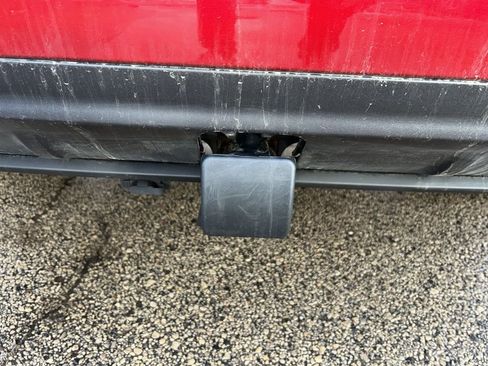 Used 2023 Ford Edge ST-Line w/ Class II Trailer Tow Package image 26