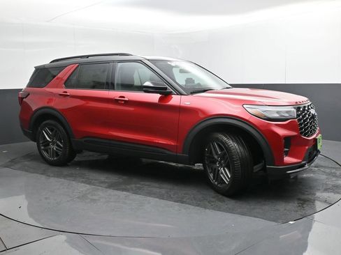 New 2026 Ford Explorer ST-Line w/ ST-Line Street Pack AWD/4WD image 8