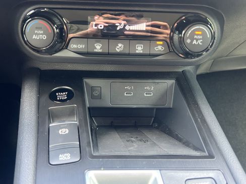 New 2026 Nissan Kicks SV w/ Charging Package FWD image 6
