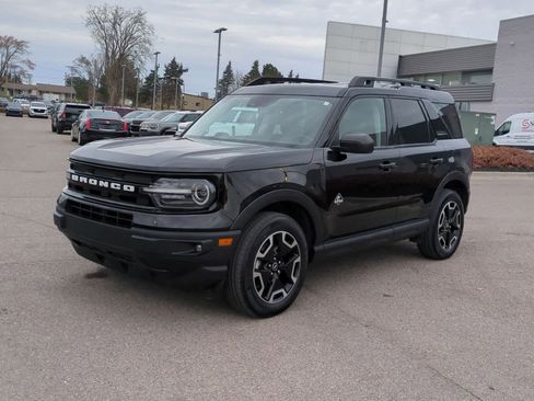 Used 2023 Ford Bronco Sport Outer Banks image 4