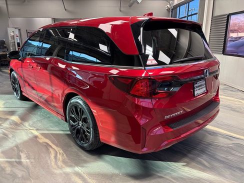 Used 2025 Honda Odyssey Sport-L image 36