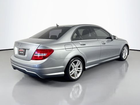 Used 2014 Mercedes-Benz C 250 Sport image 5