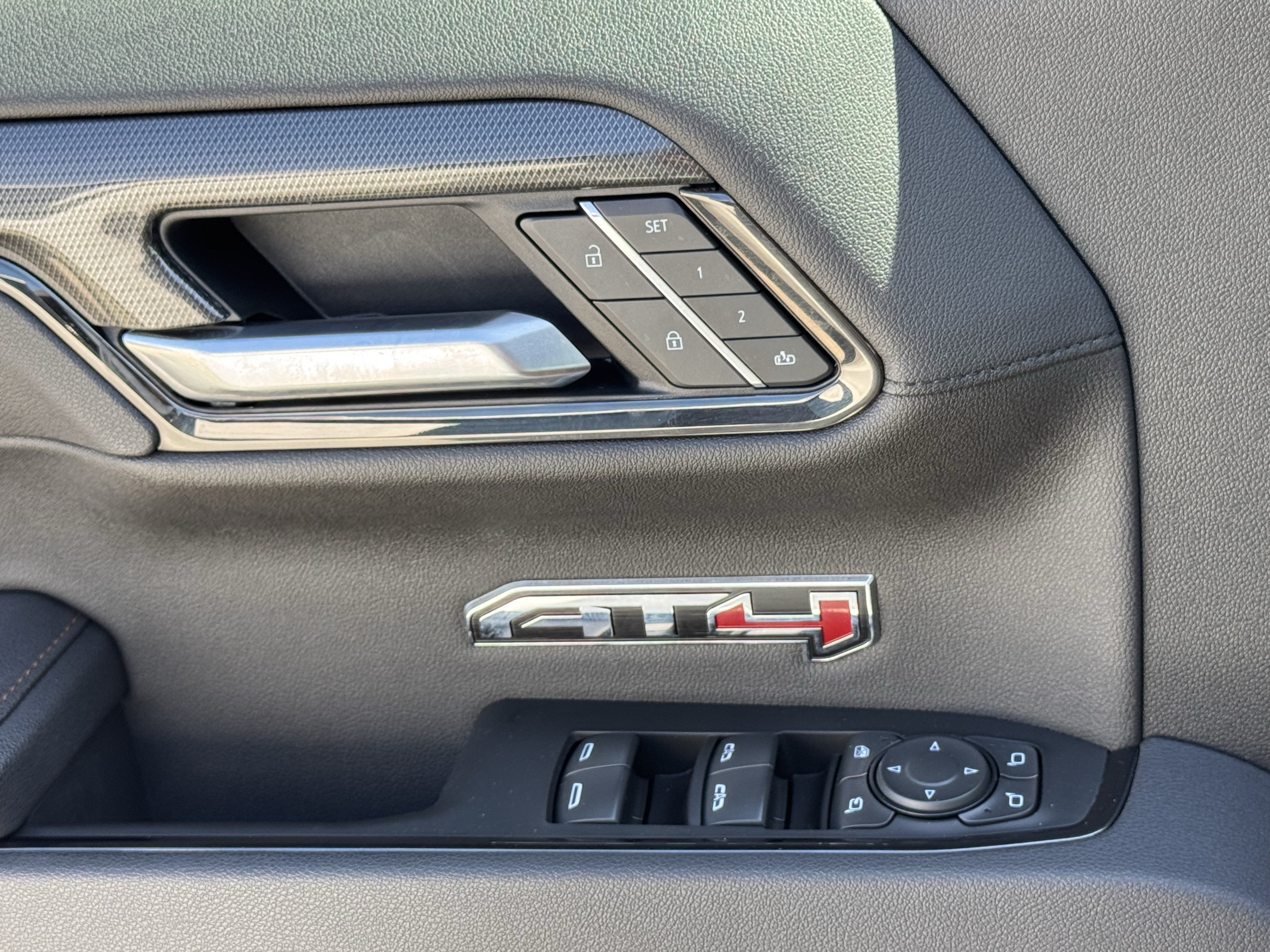 Used 2025 GMC Sierra 1500 AT4 AWD/4WD image 21