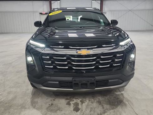 Used 2025 Chevrolet Equinox LT FWD image 8