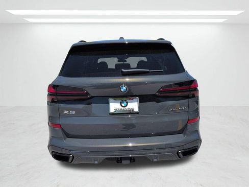 New 2026 BMW X5 xDrive40i w/ M Sport Package image 5