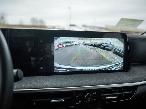 New 2026 Nissan Kicks S image 23