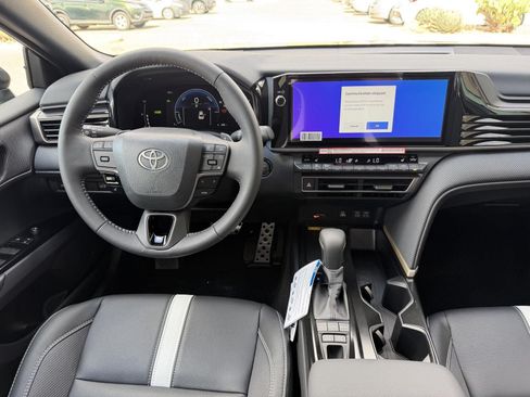 New 2026 Toyota Camry Hybrid AWD/4WD image 20