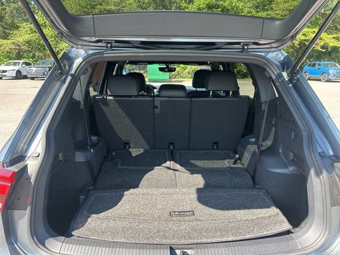 Certified 2021 Volkswagen Tiguan SE FWD image 13