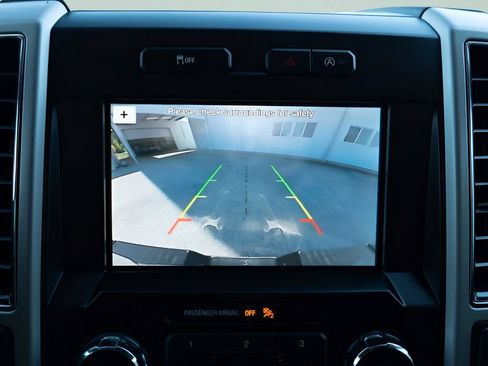 Used 2019 Ford F150 Lariat AWD/4WD image 23