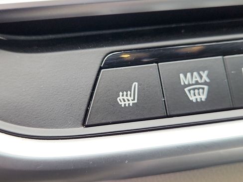 Used 2021 BMW X5 xDrive40i w/ M Sport Package image 20