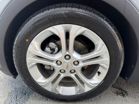 Used 2021 Chevrolet Bolt LT image 47