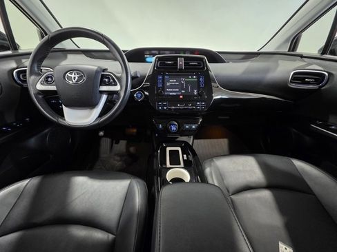 Used 2016 Toyota Prius Four Touring image 14