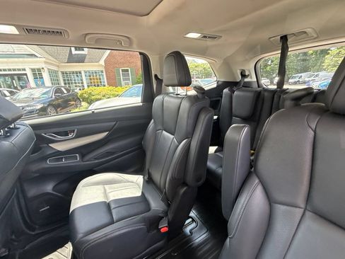 Used 2022 Subaru Ascent Limited w/ Technology Package AWD/4WD image 15
