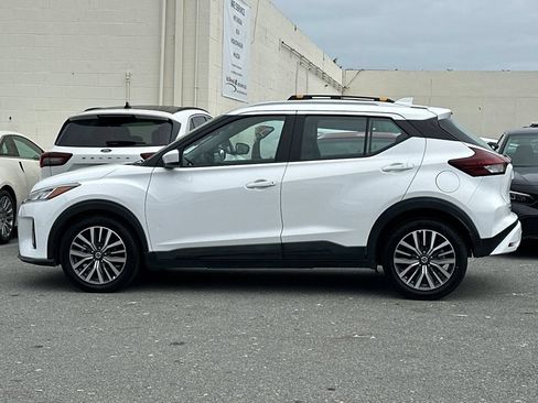 Used 2021 Nissan Kicks SV FWD image 6