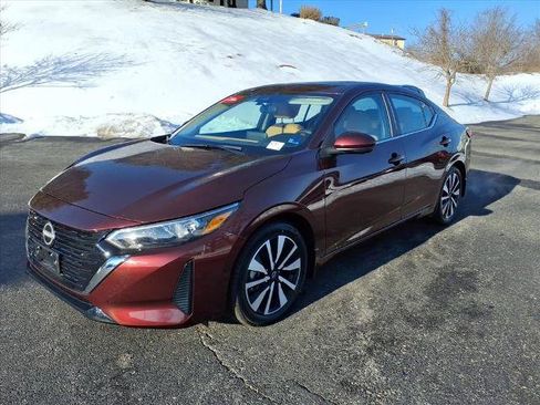 Certified 2025 Nissan Sentra SV w/ SV Premium Package FWD image 11