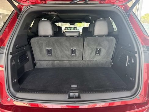 Used 2026 Buick Enclave Avenir w/ Super Cruise Package AWD/4WD image 28