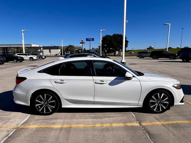 Used 2022 Honda Civic EX image 2