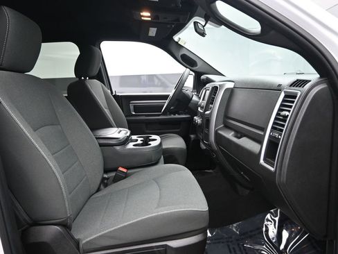 Used 2024 RAM 1500 Classic Warlock image 32