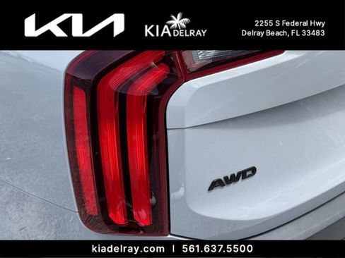 Used 2022 Kia Telluride EX w/ EX Premium Package AWD/4WD image 7