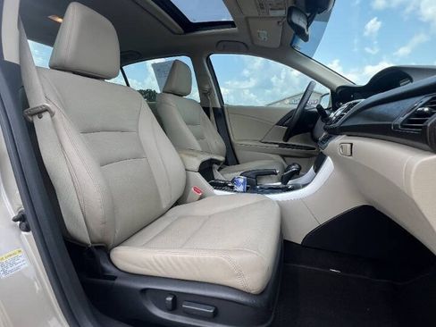 Used 2013 Honda Accord EX-L image 17