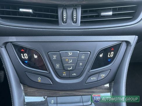 Used 2019 Buick Envision Premium AWD/4WD image 30