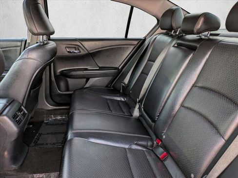 Used 2014 Honda Accord EX-L image 19