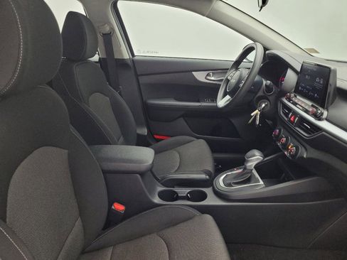 Used 2022 Kia Forte LXS w/ LXS Technology Package FWD image 21