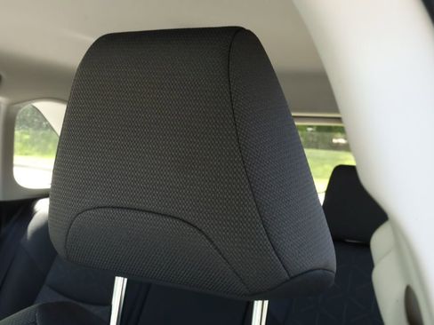 Used 2025 Toyota RAV4 XLE image 23