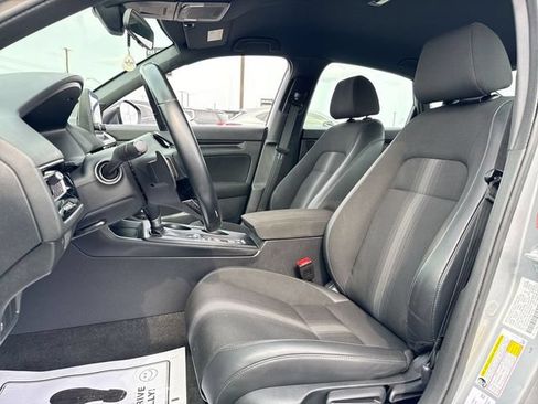 Used 2023 Honda Civic Sport image 11
