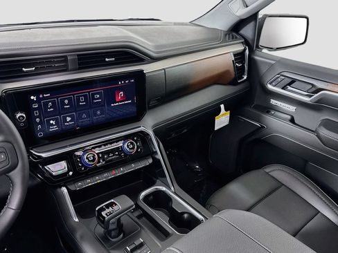 New 2026 GMC Sierra 1500 Denali AWD/4WD image 24