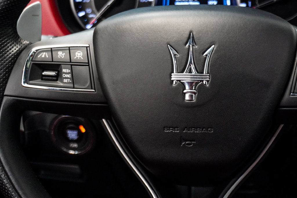 Used 2023 Maserati Ghibli Modena RWD image 17
