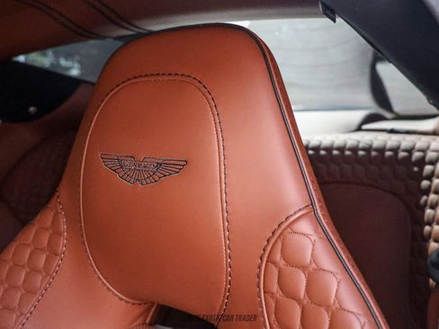 Used 2015 Aston Martin Vanquish Coupe RWD image 52