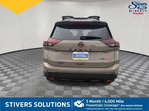 Used 2025 Nissan Rogue SV AWD/4WD image 7