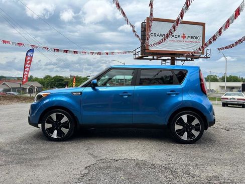 Used 2016 Kia Soul + w/ Designer's Package image 5