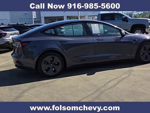 Used 2023 Tesla Model 3 Standard Range image 11