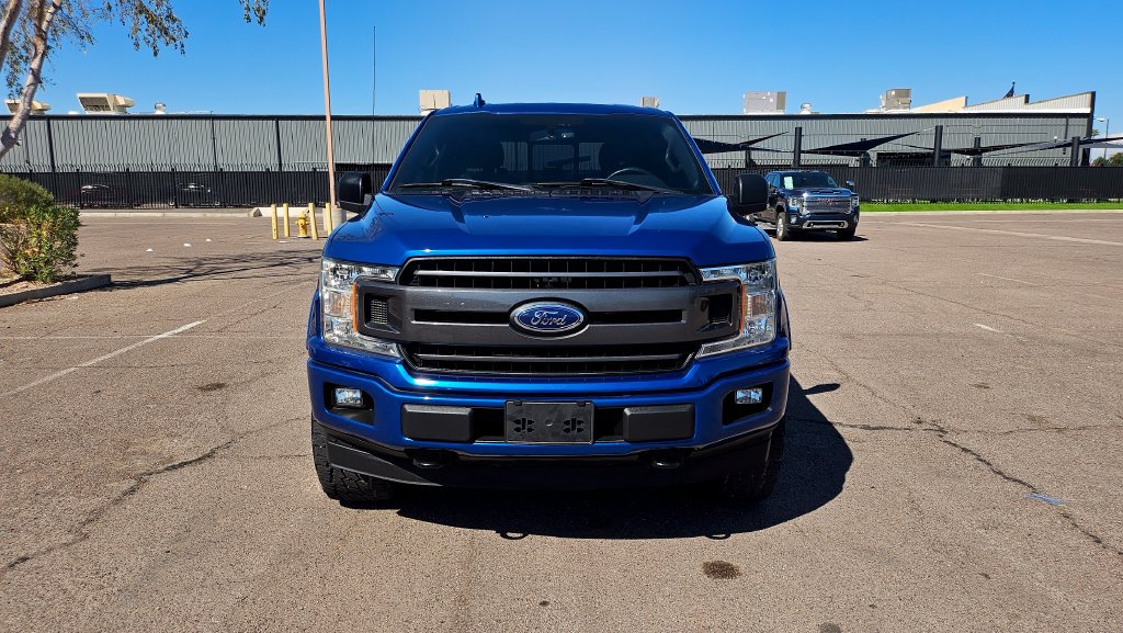 Used 2018 Ford F150 XLT w/ Equipment Group 302A Luxury AWD/4WD image 3