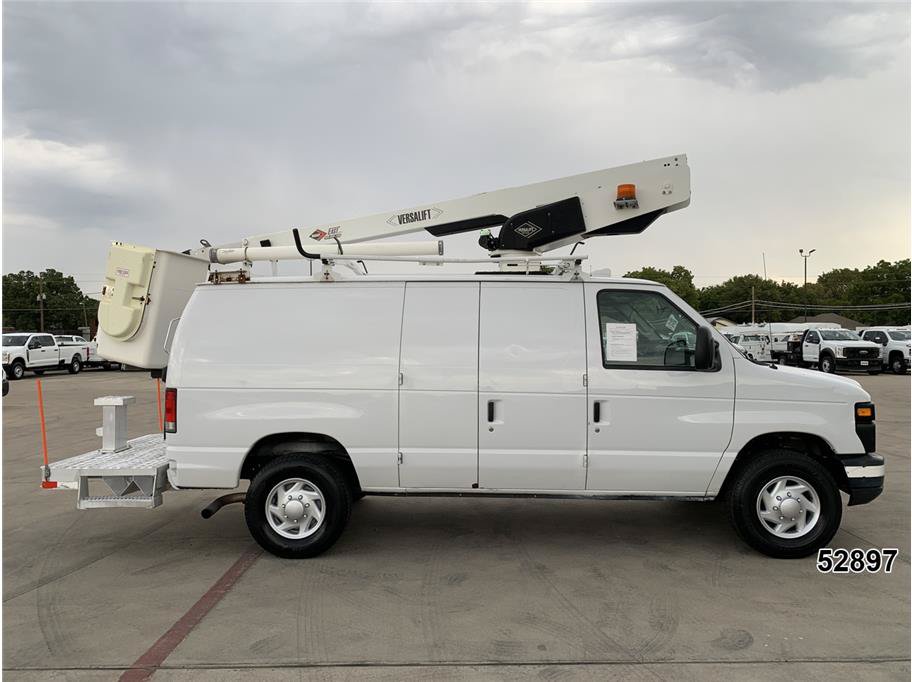 Used 2014 Ford E-350 and Econoline 350 Super Duty RWD image 7