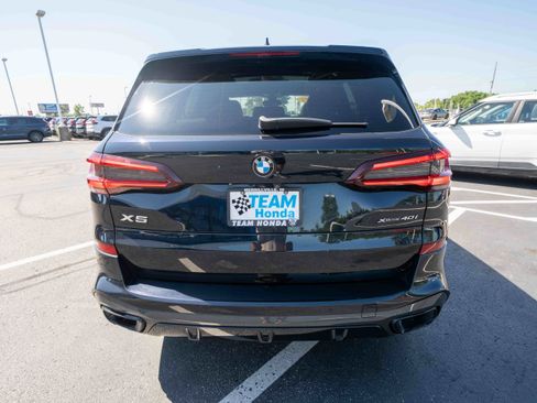 Used 2021 BMW X5 xDrive40i w/ M Sport Package AWD/4WD image 5