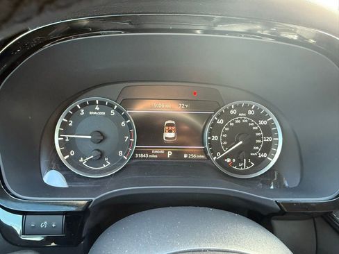 Used 2022 INFINITI QX60 Pure image 16