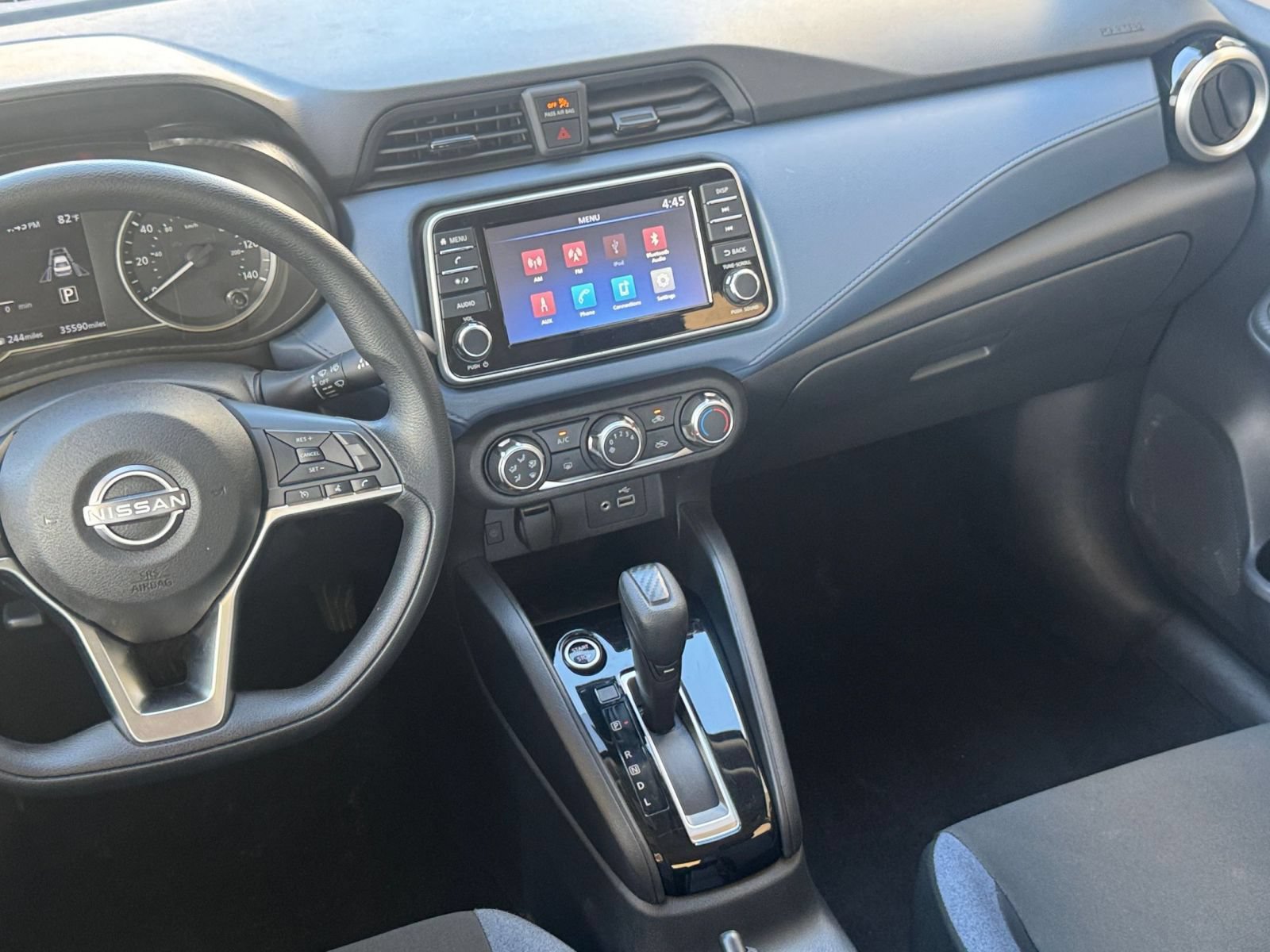 Used 2025 Nissan Versa SV FWD image 19