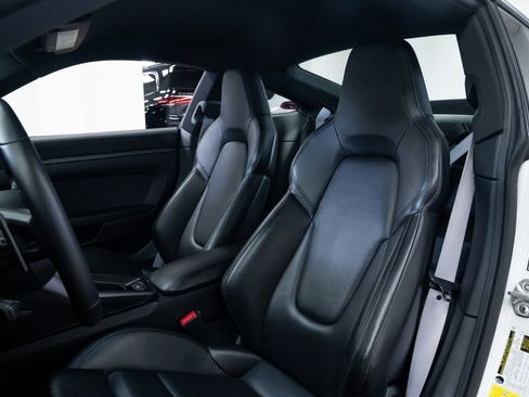 Used 2020 Porsche 911 Carrera S image 17