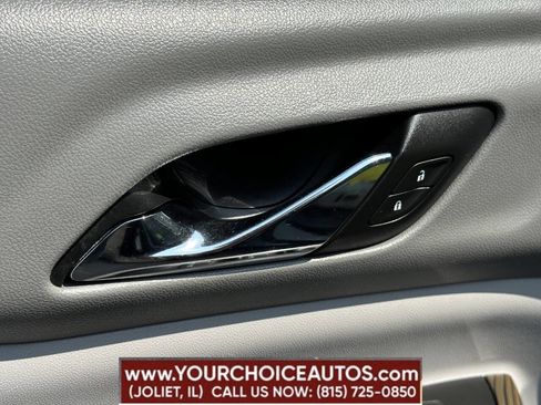 Used 2017 GMC Acadia SLE image 15