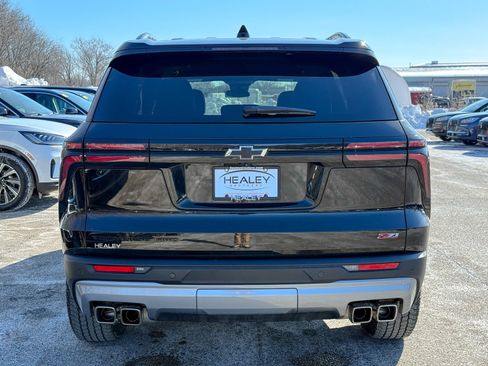 Used 2025 Chevrolet Traverse Z71 w/ Driver Confidence Package image 5