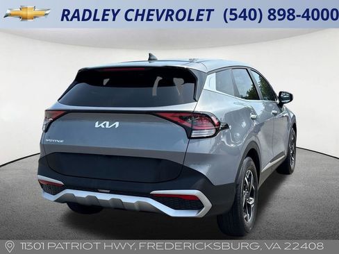 Used 2025 Kia Sportage LX FWD image 16