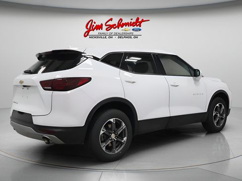 Used 2025 Chevrolet Blazer LT AWD/4WD image 6