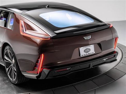 Used 2025 Cadillac Celestiq Base image 42