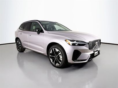 New 2026 Volvo XC60 B5 Plus w/ Climate Package PRO